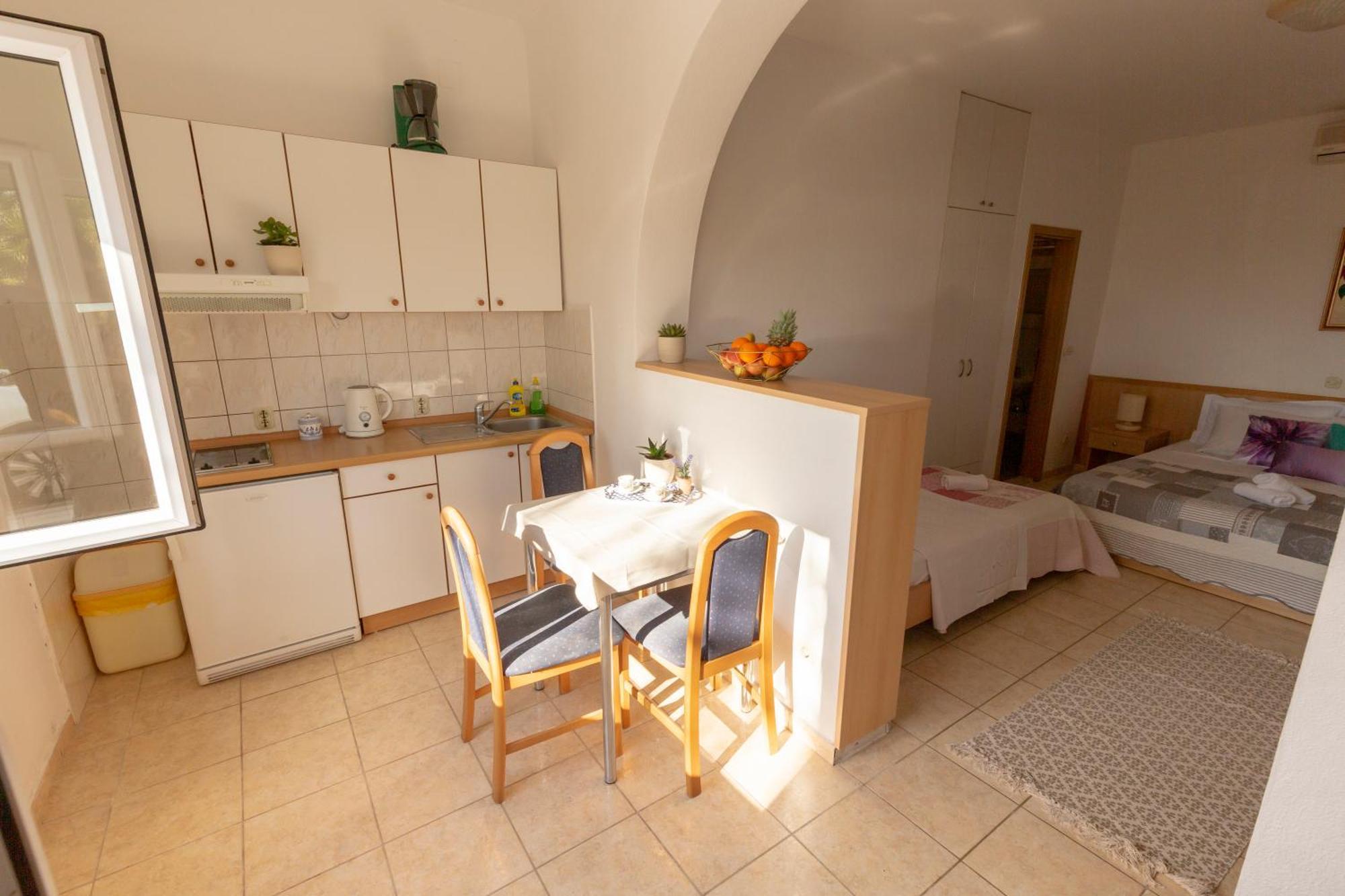 Apartmani Maja Tucepi Bagian luar foto